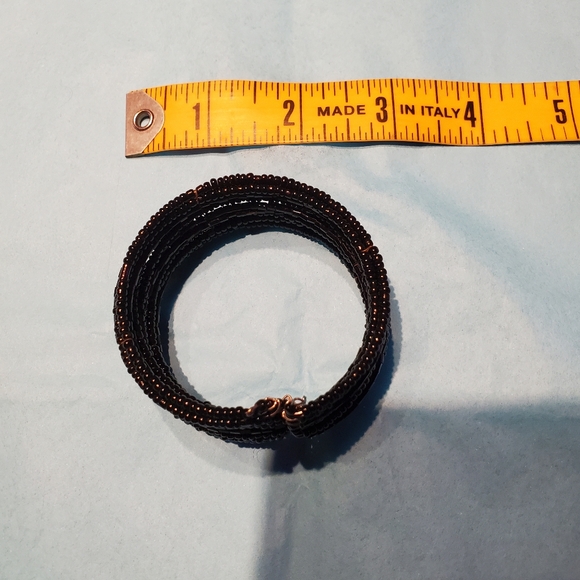 Beaded cuff bracelet, black - Picture 4 of 4